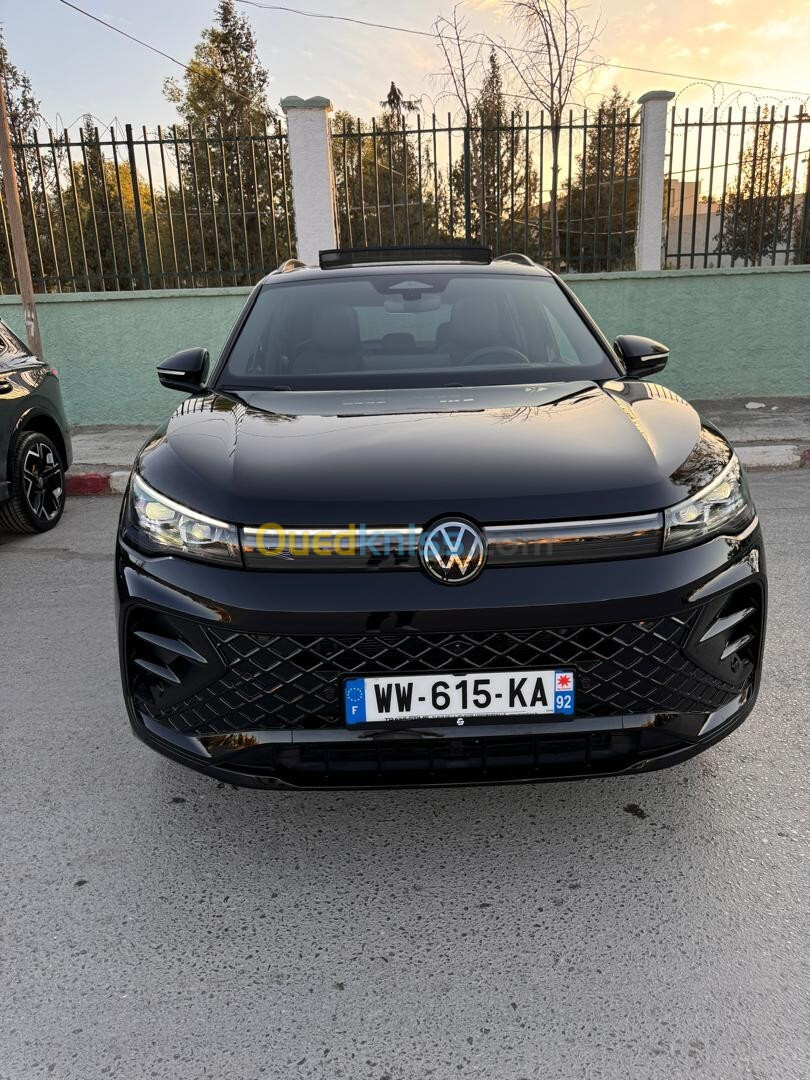 Volkswagen Tiguan 2024 Pack Black