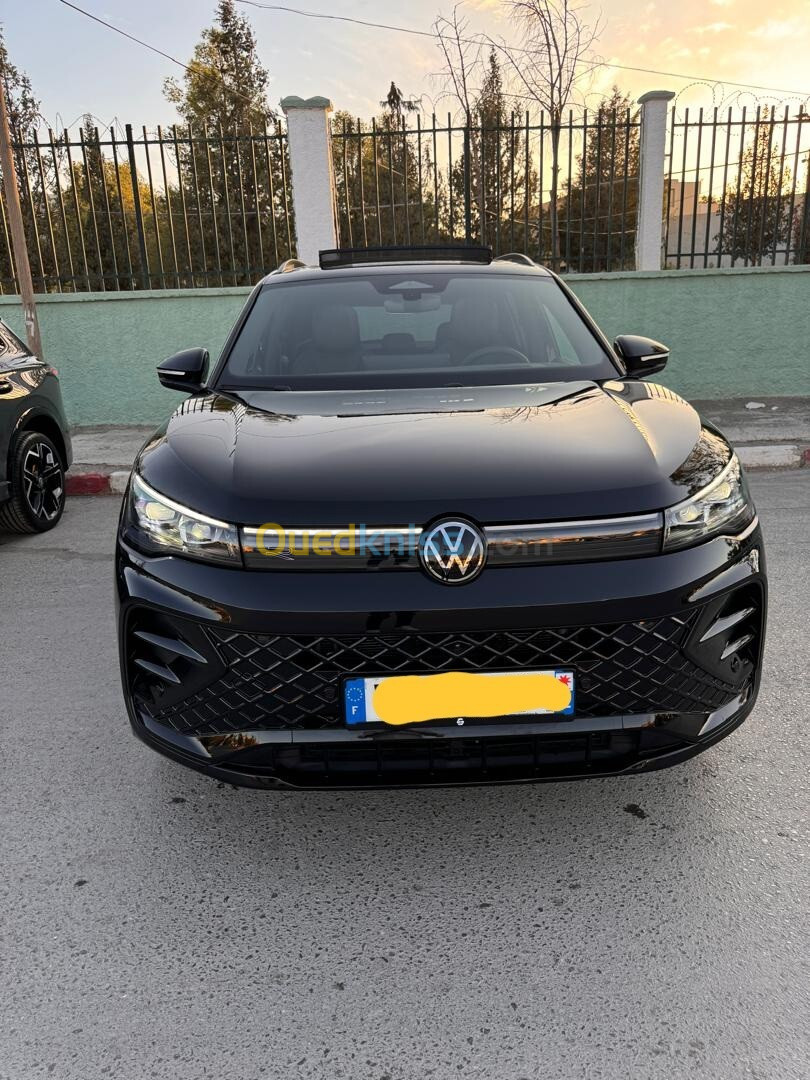 Volkswagen Tiguan 2024 PACK BLACK