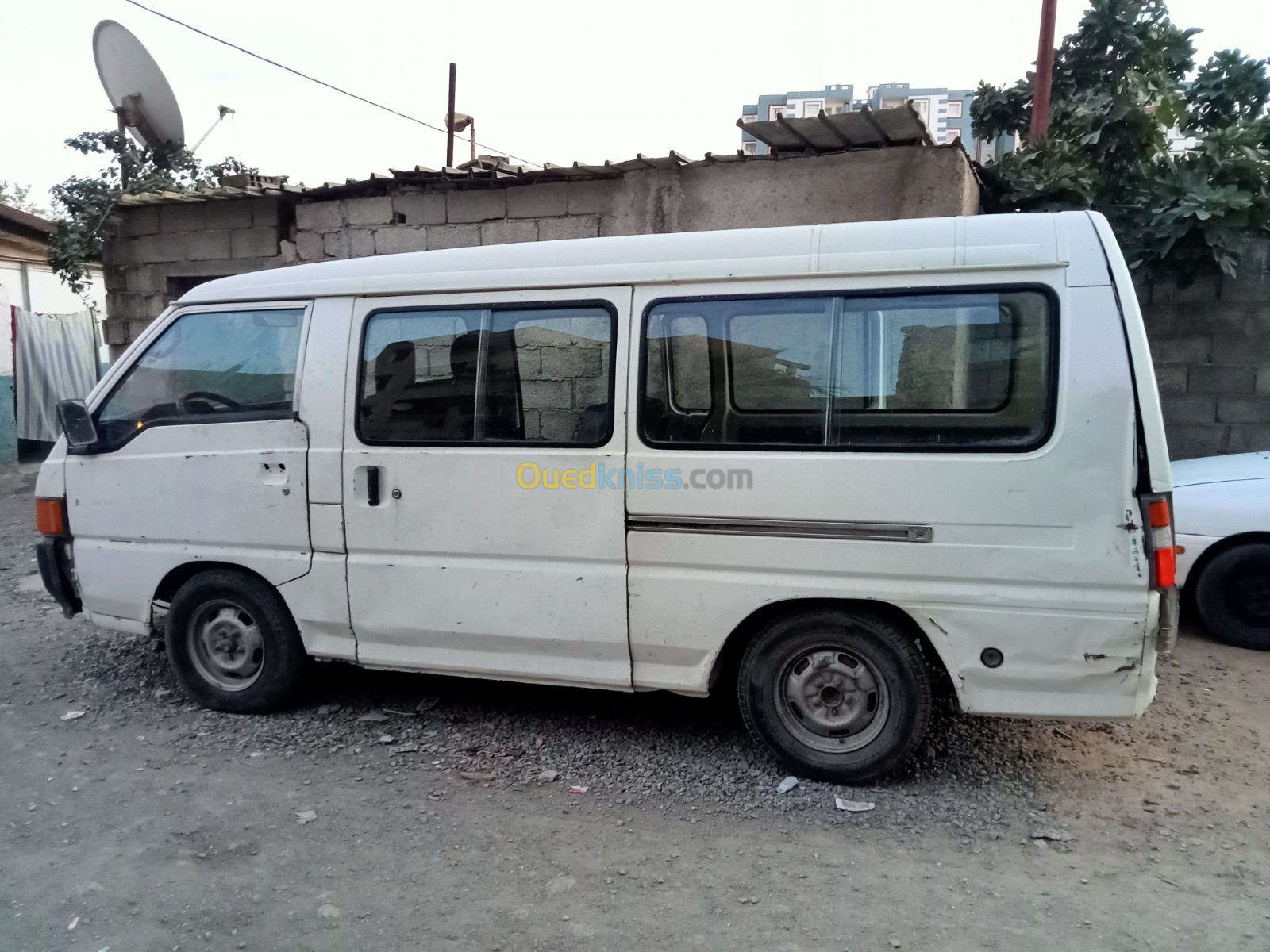 Mitsubishi L 300 1996 L300