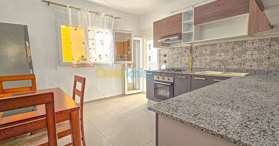 Location Appartement F4 Oran Bir el djir