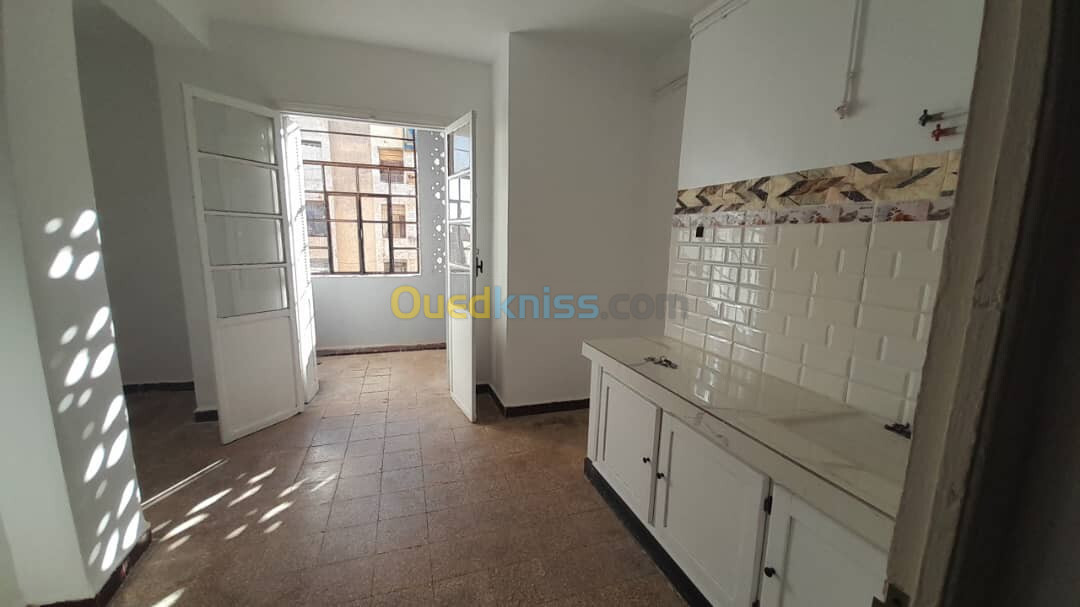 Vente Appartement F5 Sidi Bel Abbès Sidi lahcene