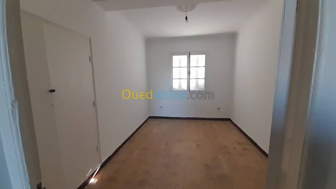 Vente Appartement F5 Sidi Bel Abbès Sidi lahcene