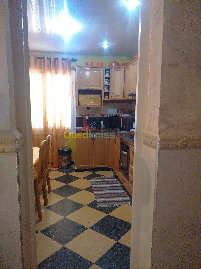 Vente Appartement F5 Alger Bordj el kiffan