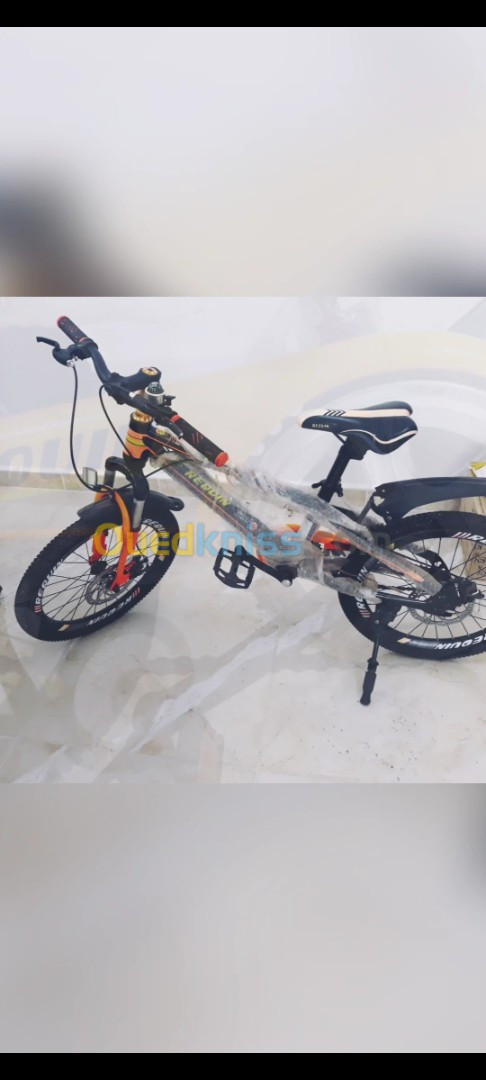 Met en vente joli vélo pour enfant