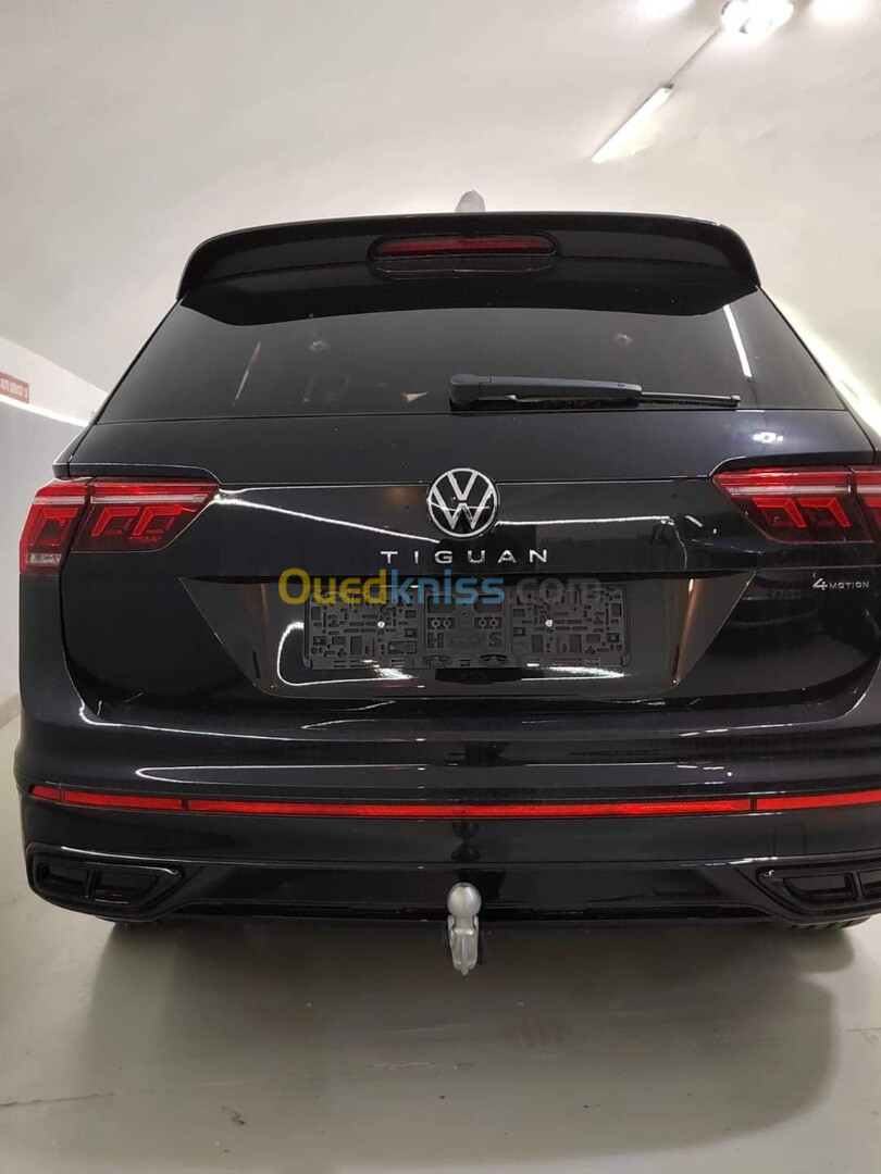 Volkswagen TIGUAN 2024 R line triple black