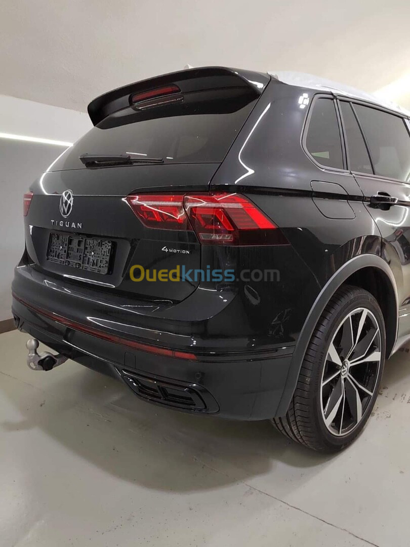 Volkswagen Tiguan 2024 R line black noir