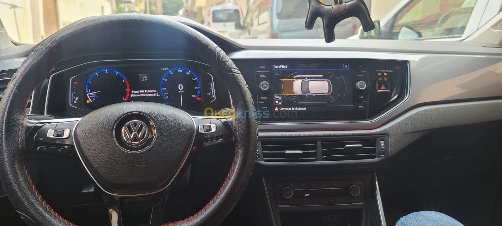 Volkswagen Polo carat + 2019 