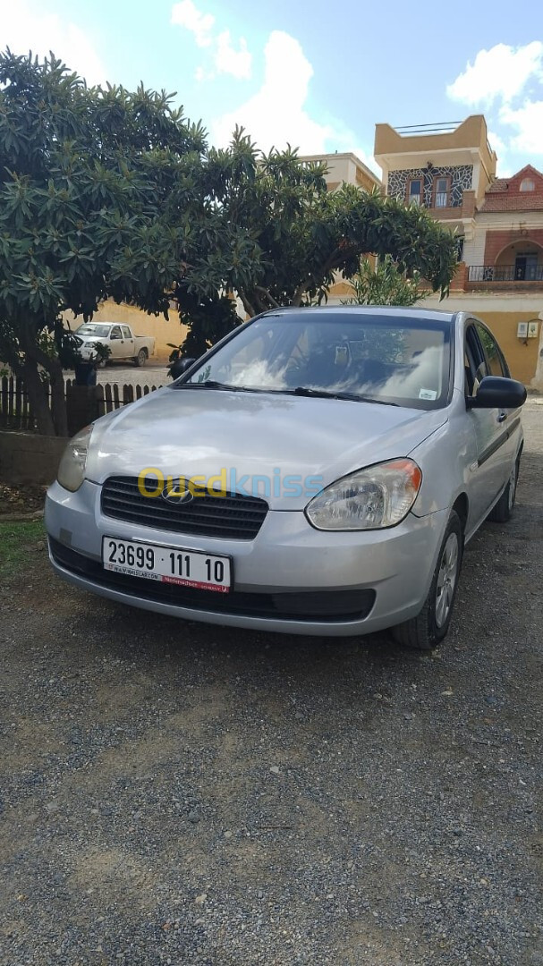 Hyundai Accent RB  4 portes 2011 Accent RB  4 portes