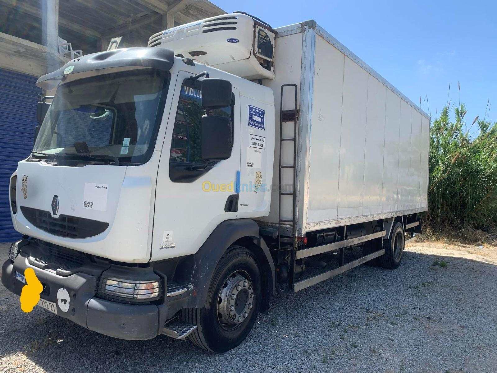 Renault Midlum 240 dxi 2012