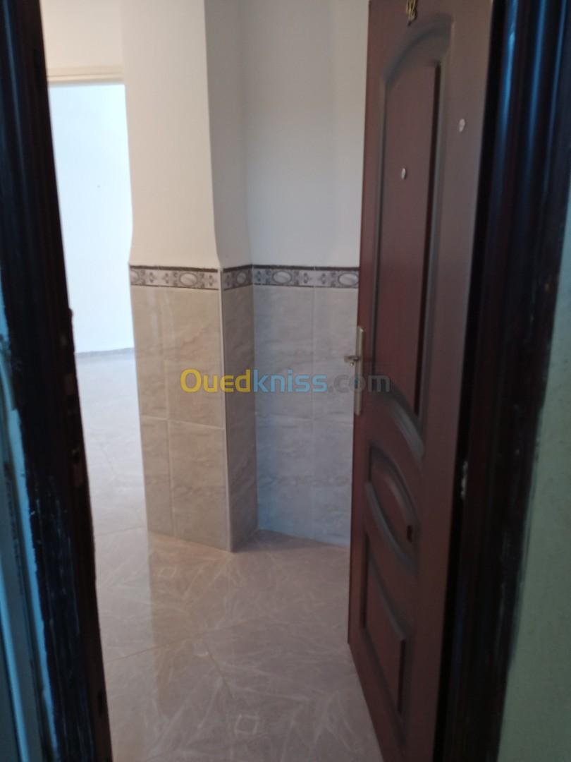 Location Appartement F3 Alger Rais hamidou