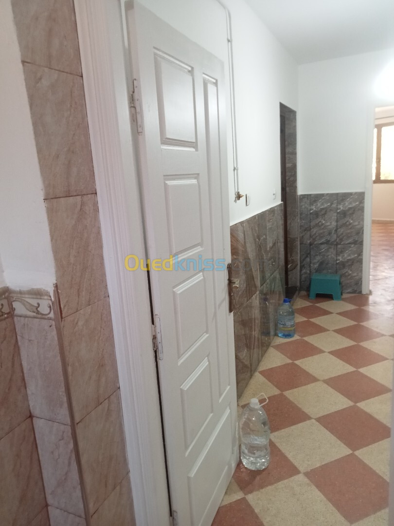 Location Niveau De Villa F3 Alger Bordj el kiffan