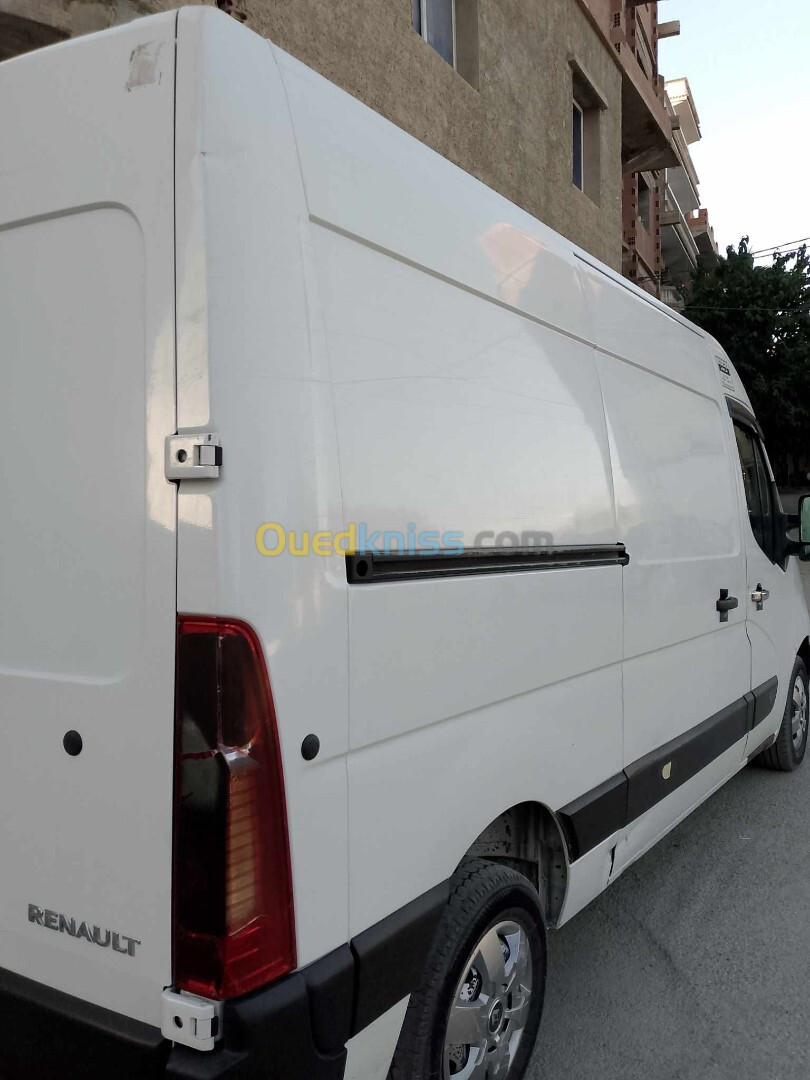 Renault MASTER3 2014