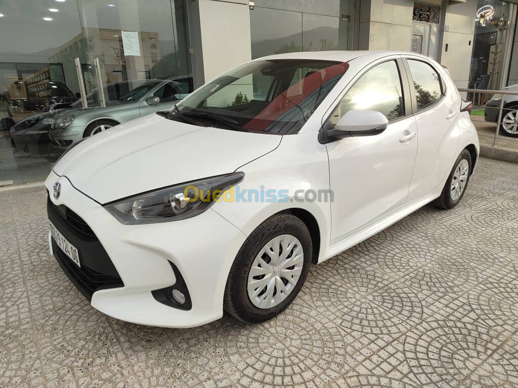 Toyota Yaris 2024 Dynamic hybrid