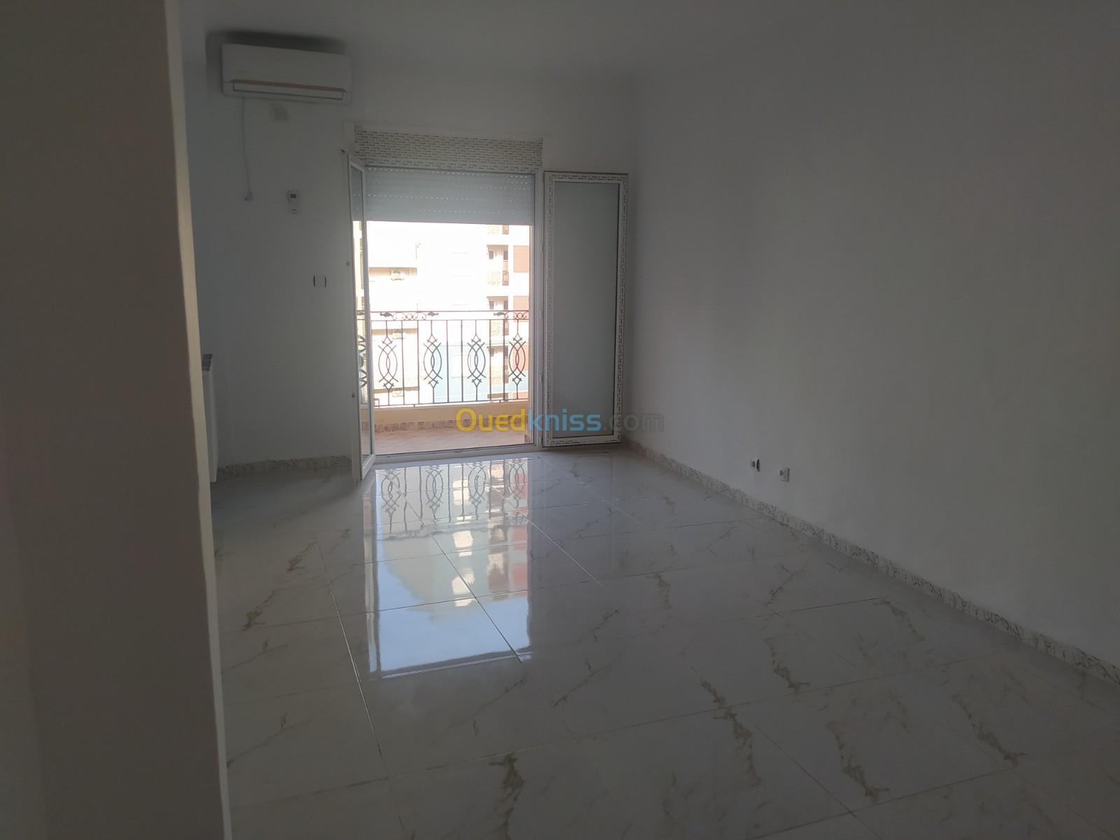 Location Appartement F4 Alger Rahmania