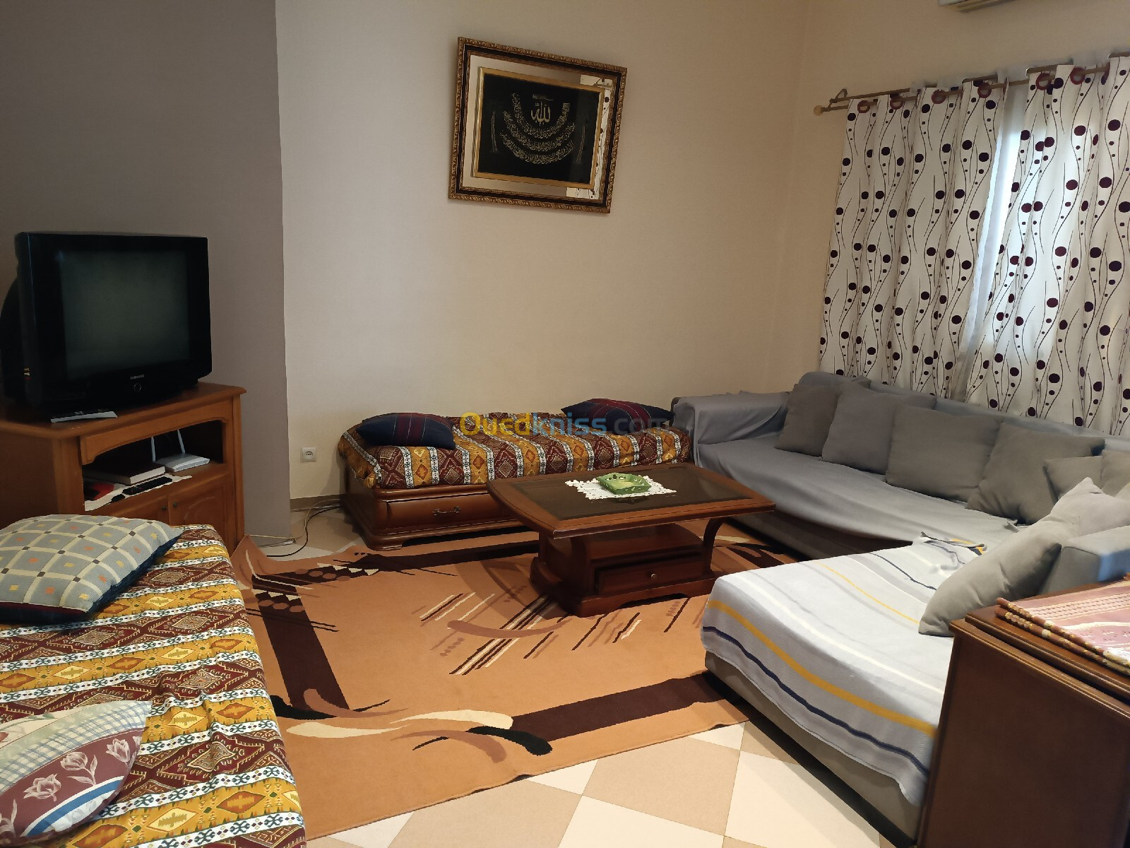 Location vacances Appartement F3 Alger Ain benian