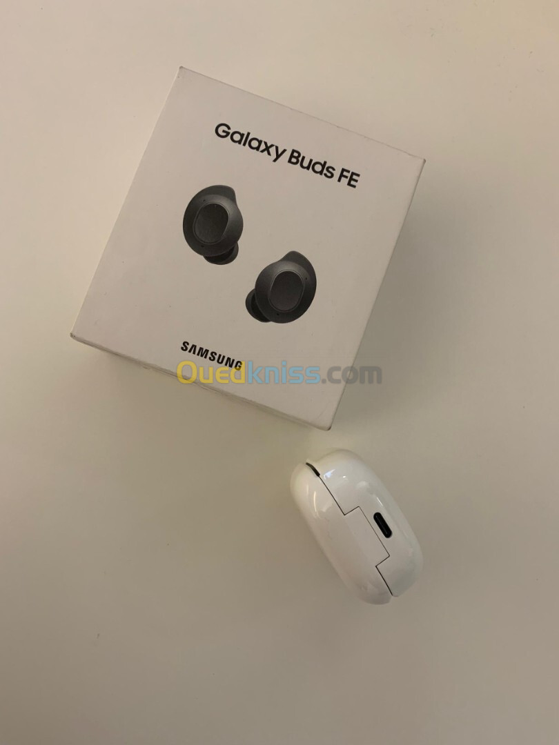 Samsung Galaxy Buds FE