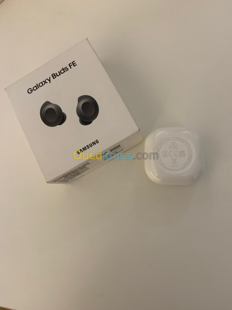 Samsung Galaxy Buds FE