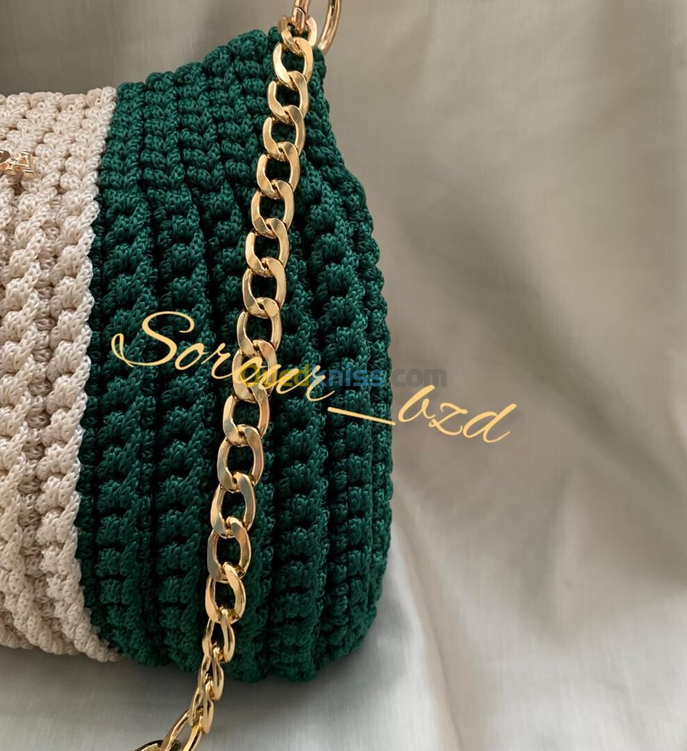 Sac en crochet fait à la main 