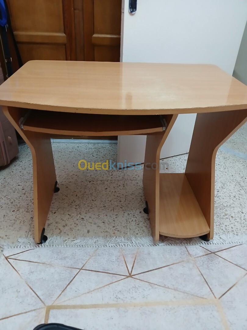 Table de pc ou bureau