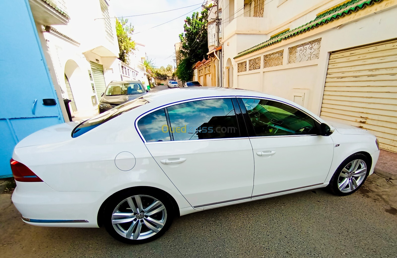 Volkswagen Passat 2011 R line