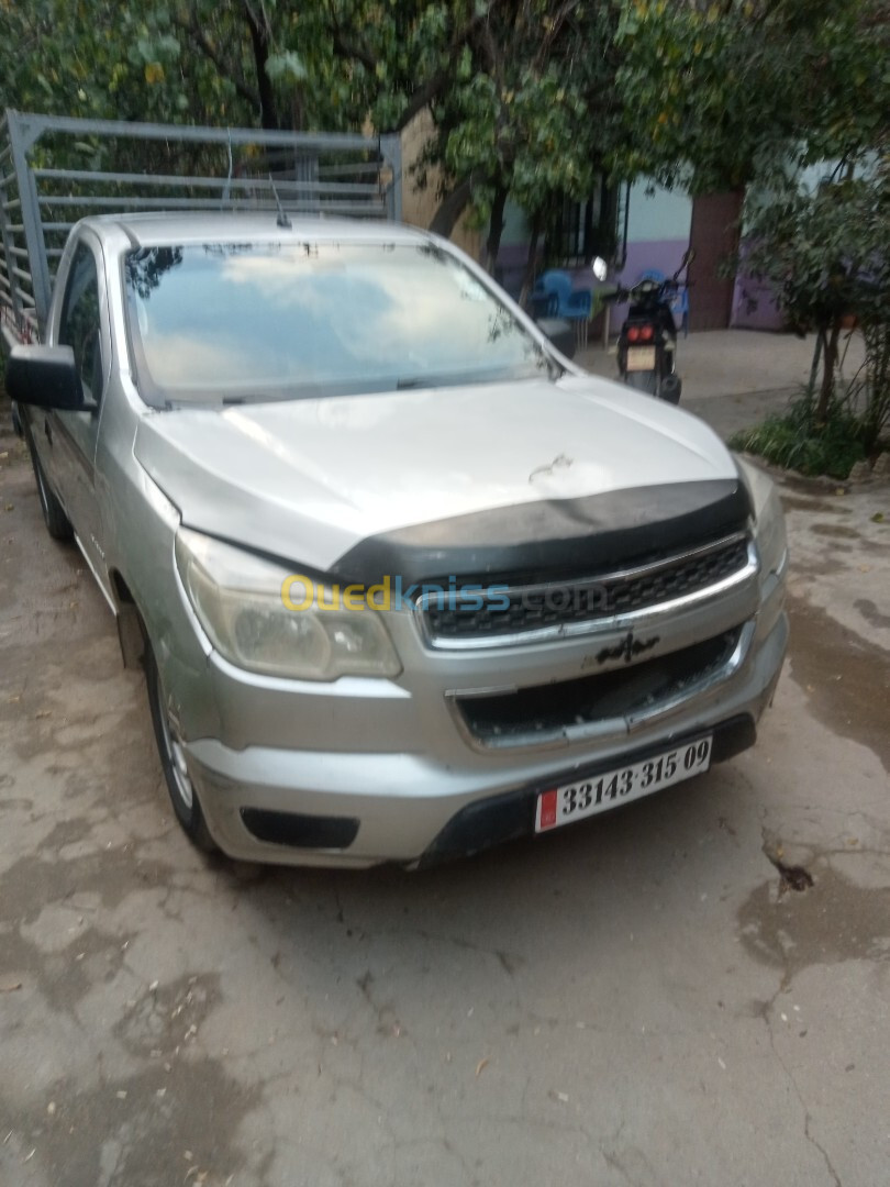 Chevrolet Colorado 2015 simple cabine