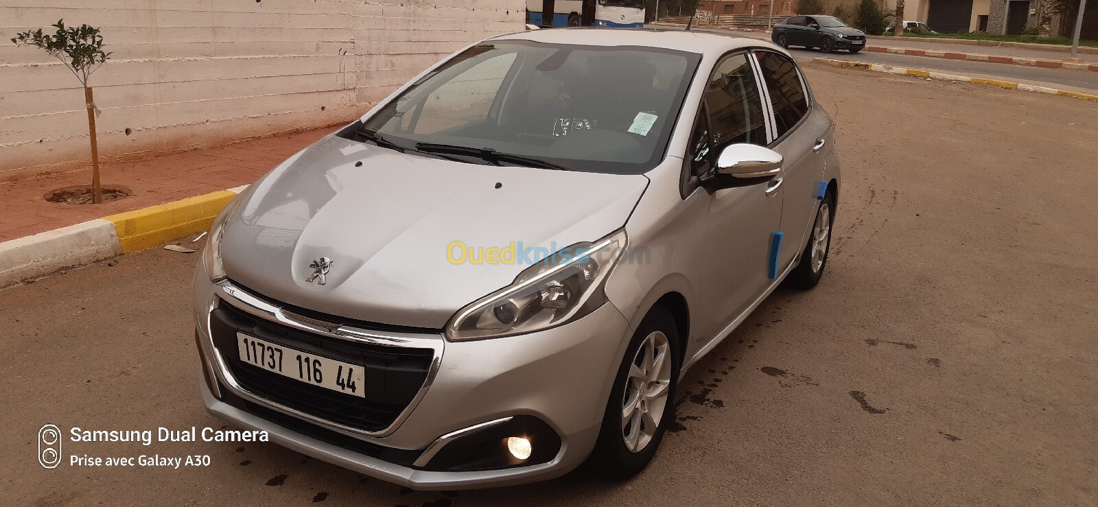 Peugeot 208 2016 Active Facelift