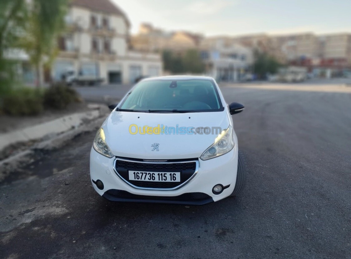 Peugeot 208 2015 208