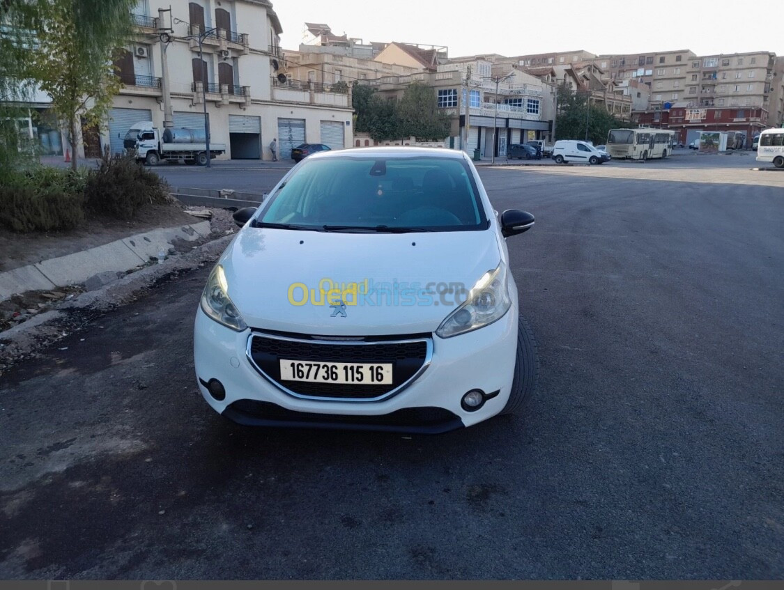 Peugeot 208 2015 208