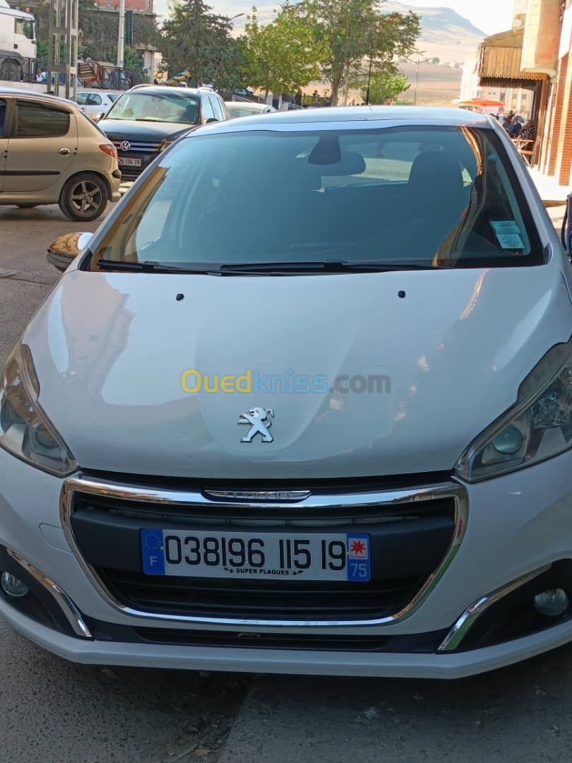 Peugeot 208 2015 Allure