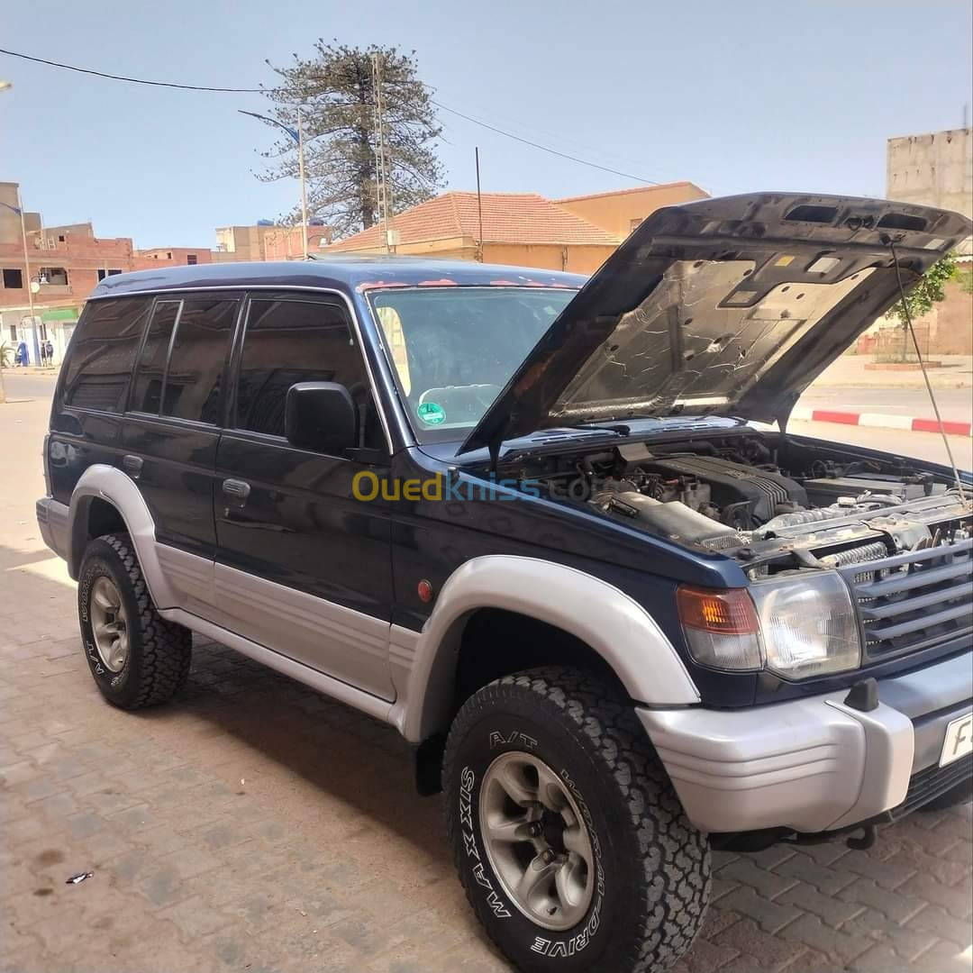 Mitsubishi Pajero Court 1998 Pajero Court