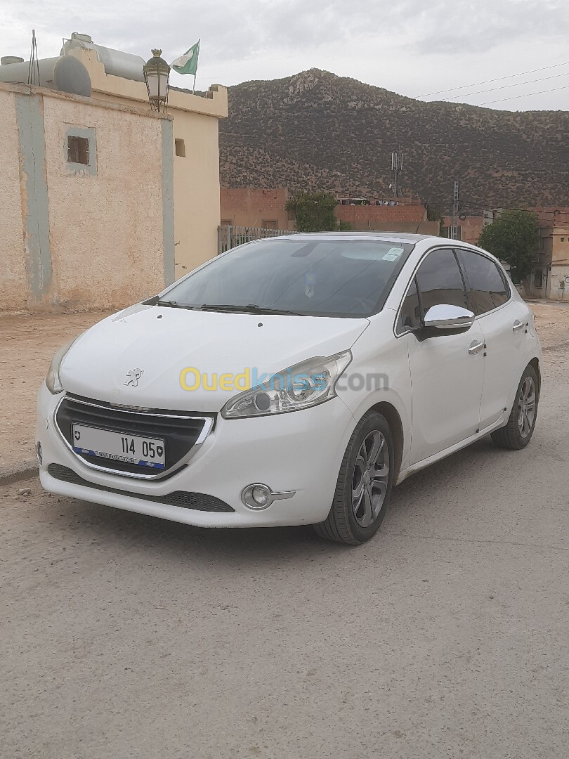 Peugeot 208 2014 Allure