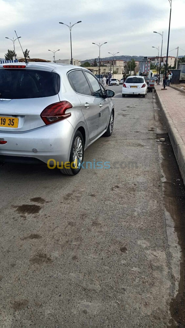 Peugeot 208 2019 Allure Facelift