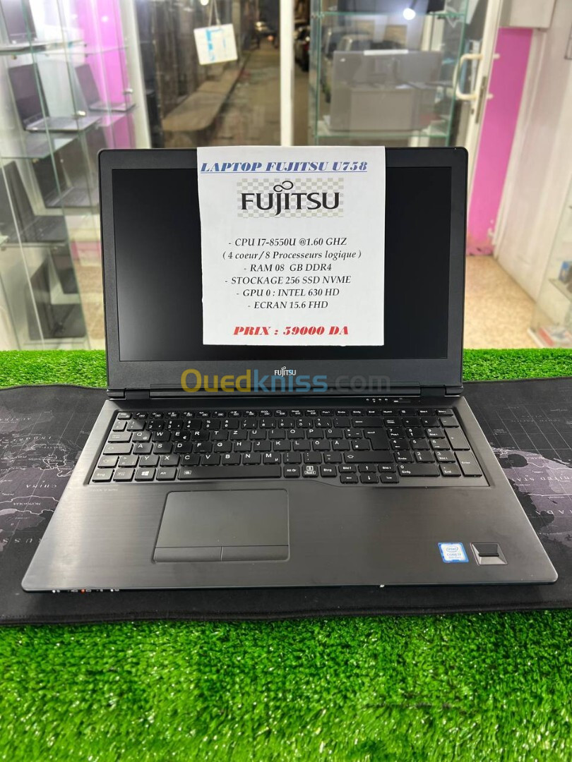 PC LAPTOP FUJITSU LIFEBOOK U758