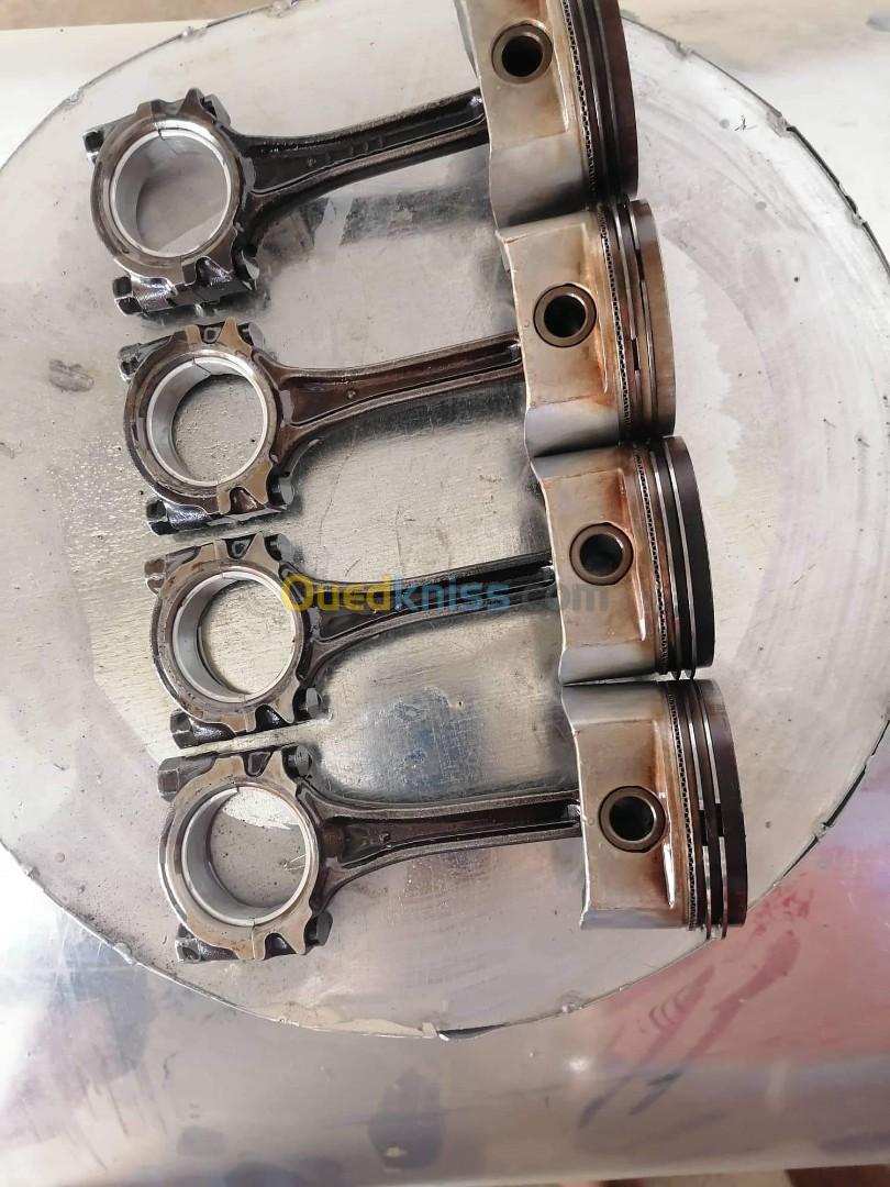 Pistons daihatsu trios 1.3 sans les bielles 