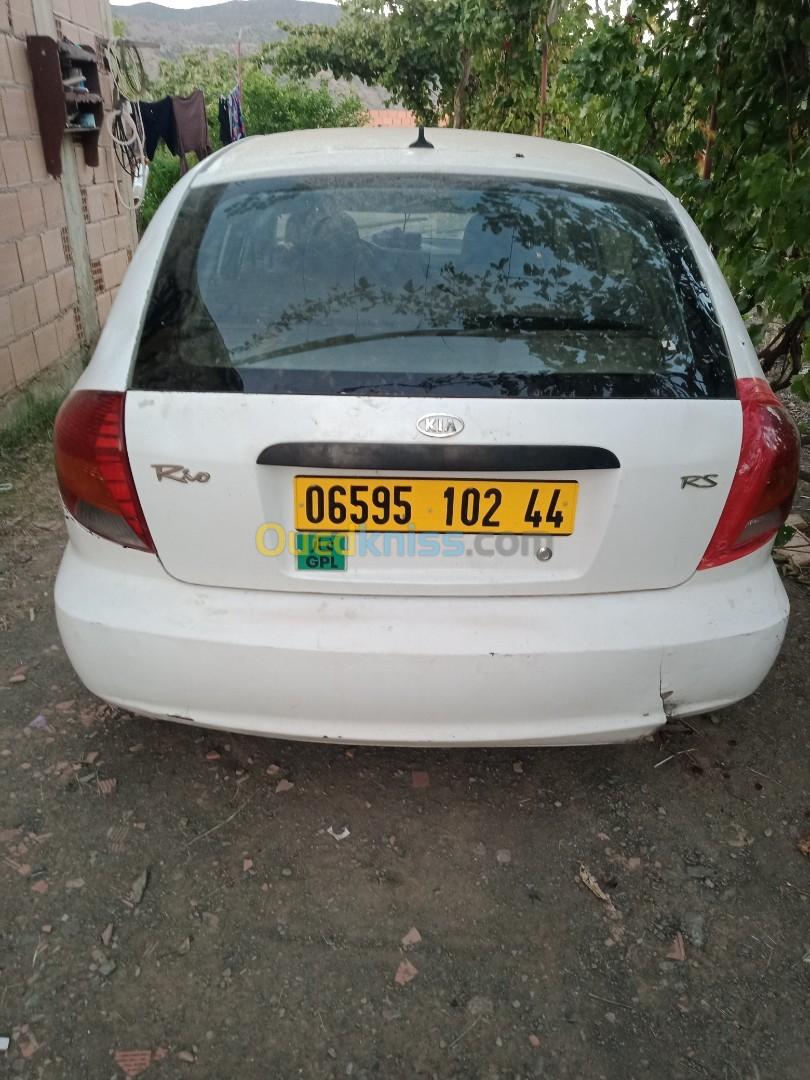 Kia Rio 5 portes 2002 Rio 5 portes