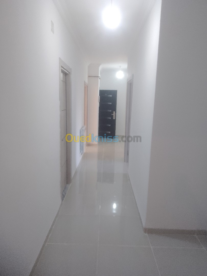 Location Appartement F5 Alger Kouba