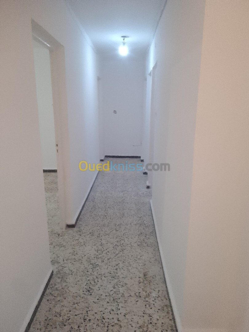 Location Appartement F3 Alger Bir mourad rais