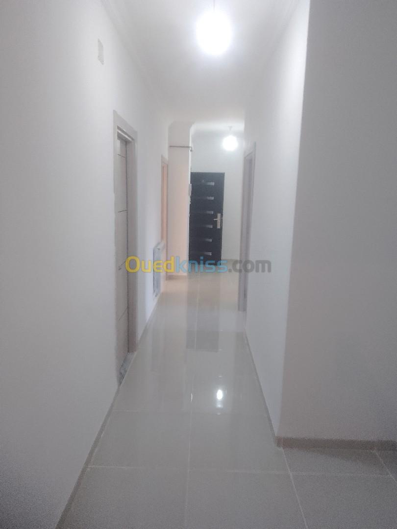 Location Appartement F4 Alger Kouba