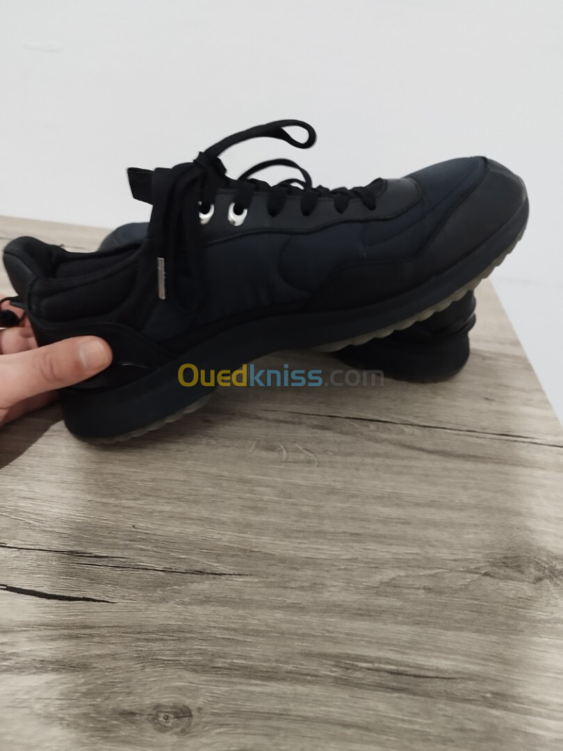 lacoste joggeur 3.0 baskets basses en noir original