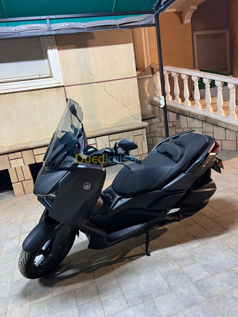 Yamaha Xmax 300 2024