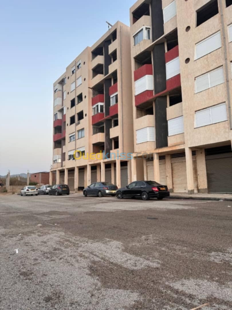 Vente Appartement F4 Tizi Ouzou Azeffoun