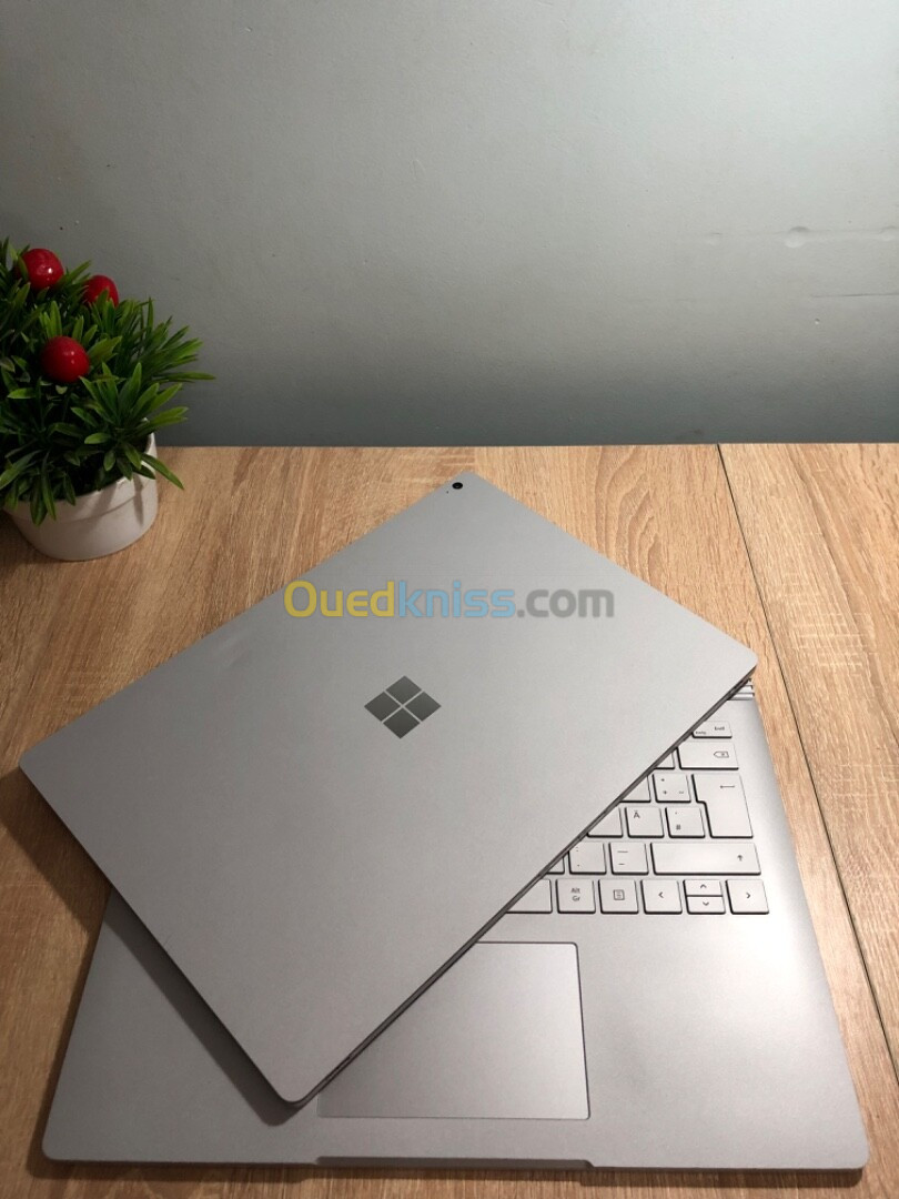 Microsoft Surface Book 3