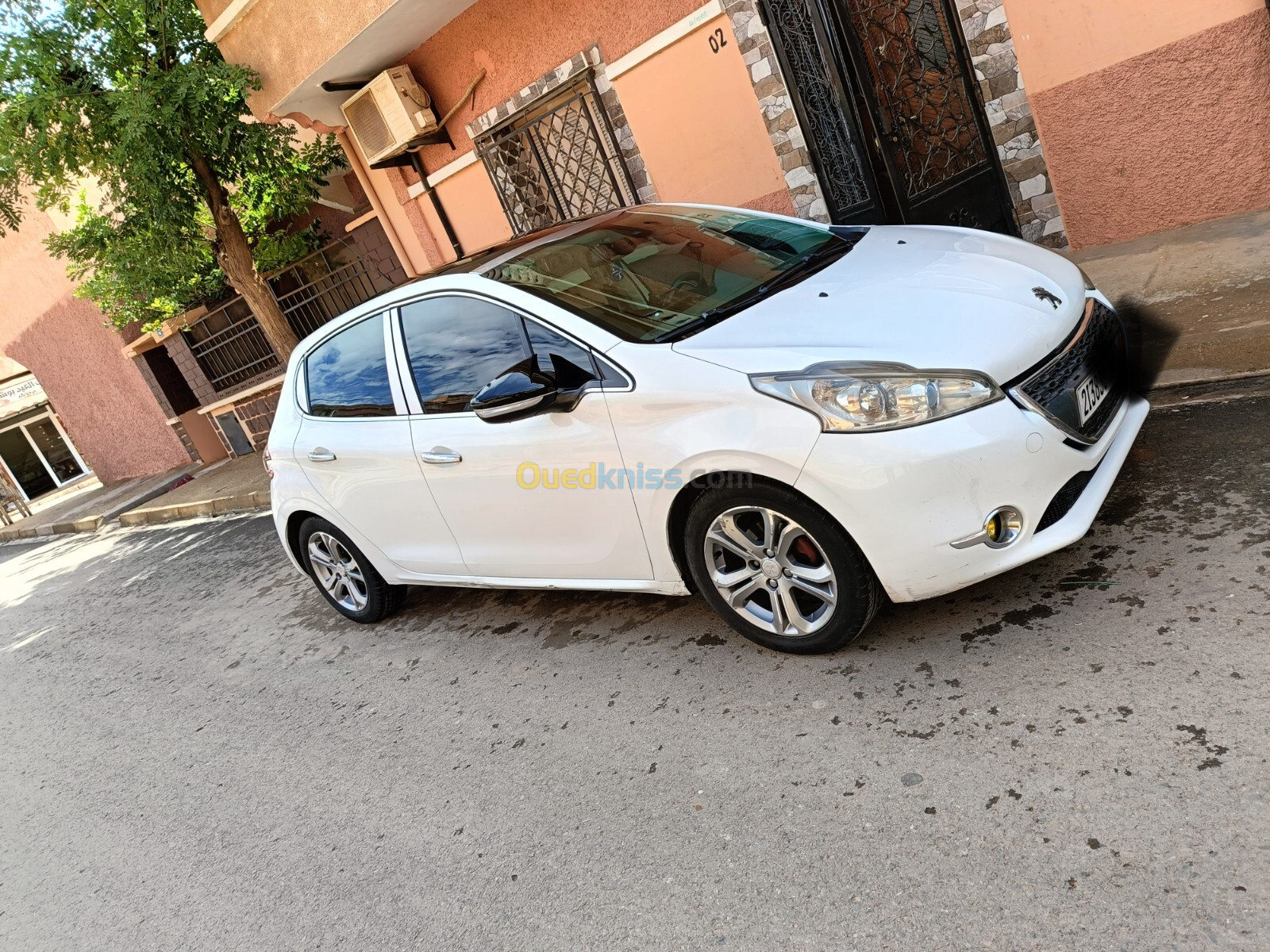 Peugeot 208 2014 Allure