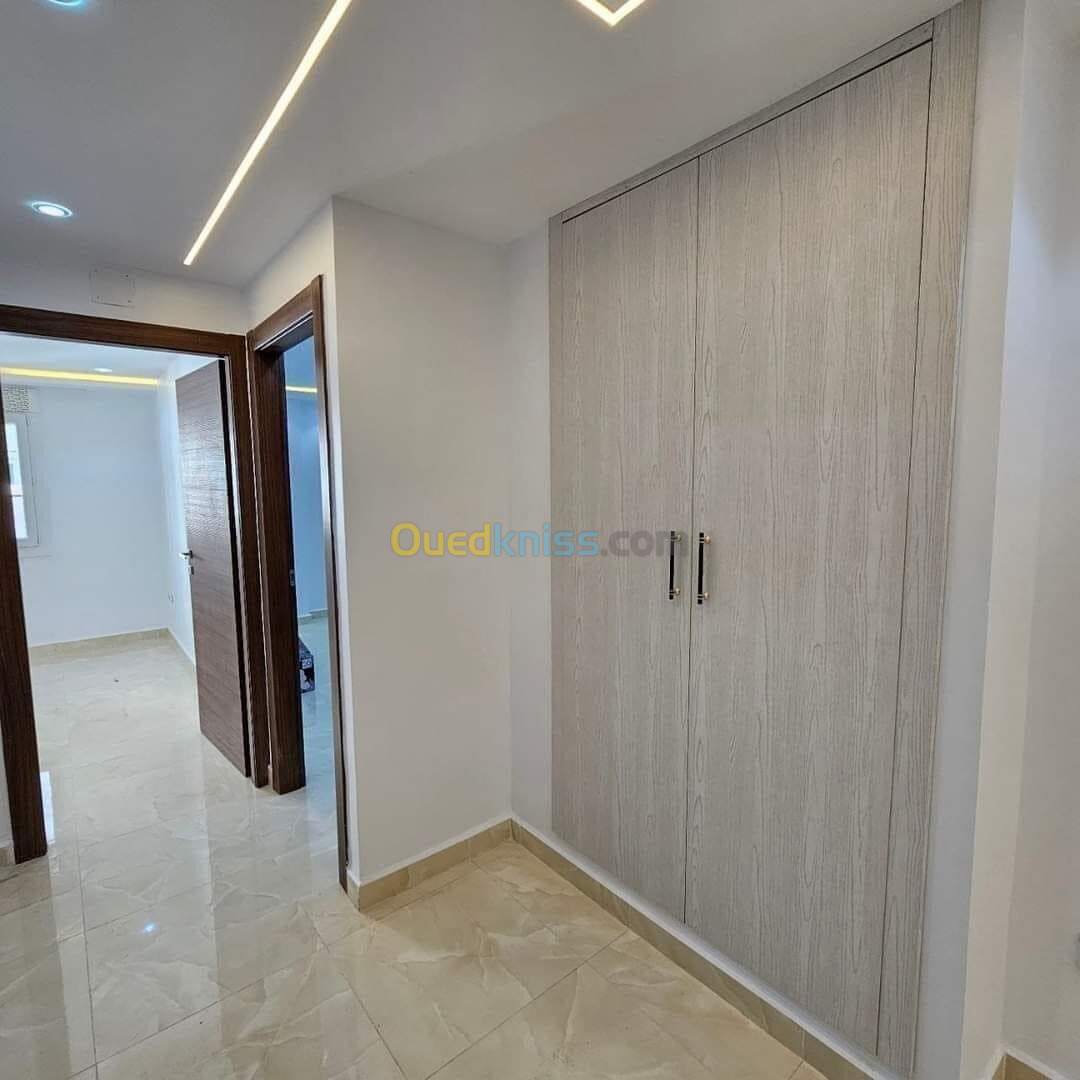 Vente Appartement F4 Alger Bordj el bahri