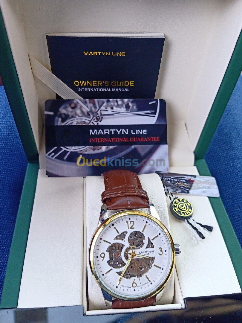 Une belle montre Martyn line marque italienne 