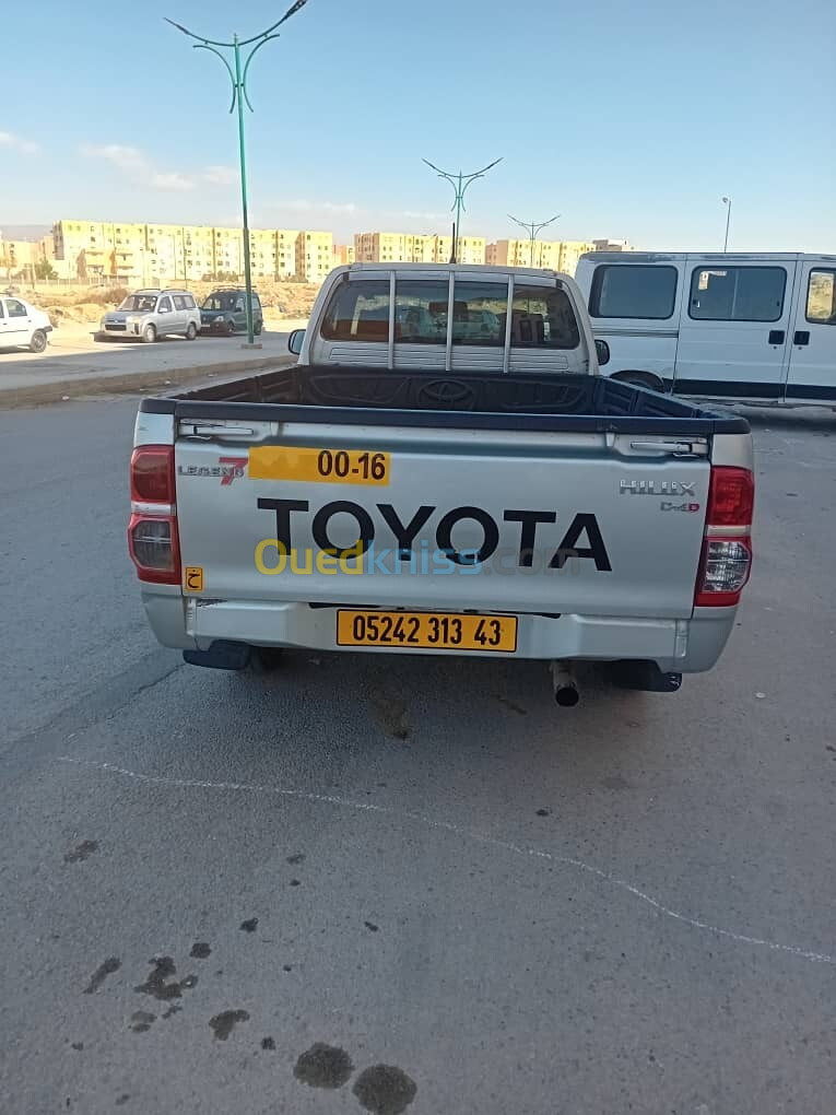 Toyota Hilux 2013 