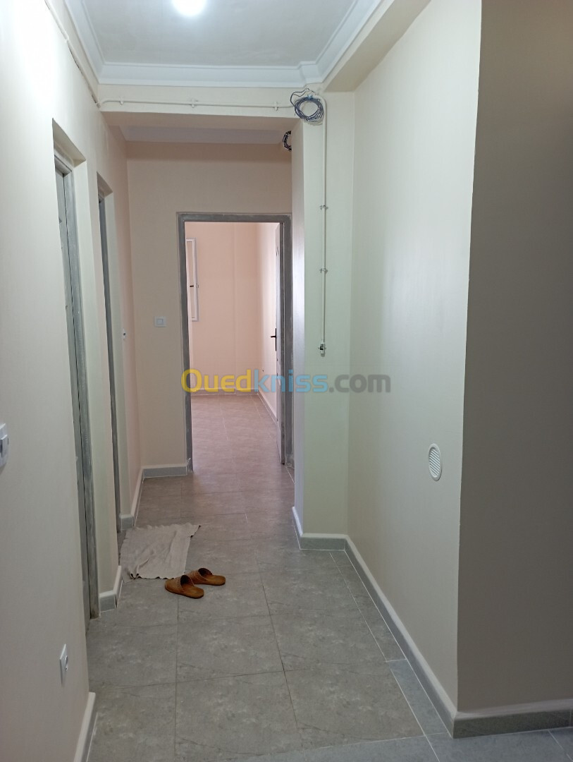 Location Appartement F3 Tipaza Hadjeret ennous