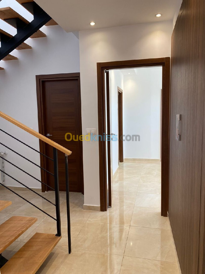 Vente Appartement F4 Alger El mouradia