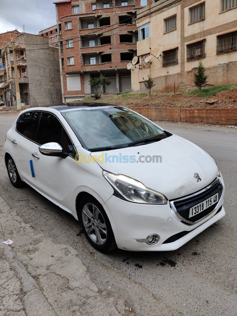 Peugeot 208 2015 