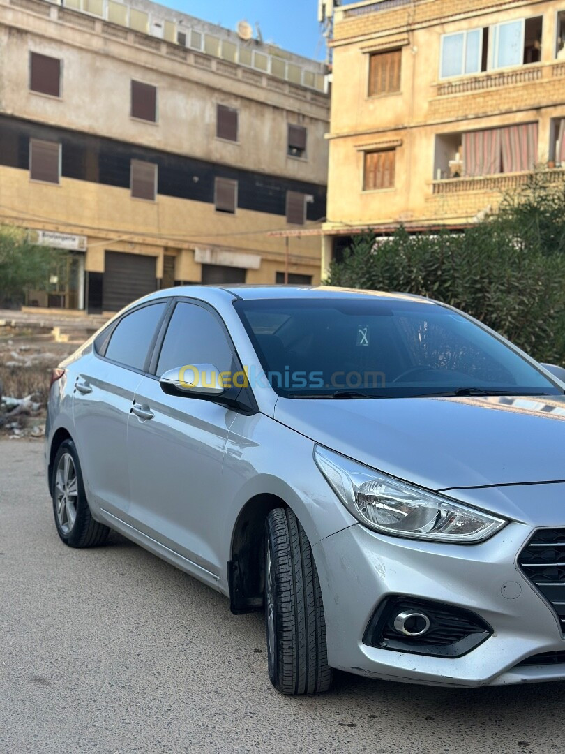 Hyundai Accent RB  4 portes 2018 GL DZ